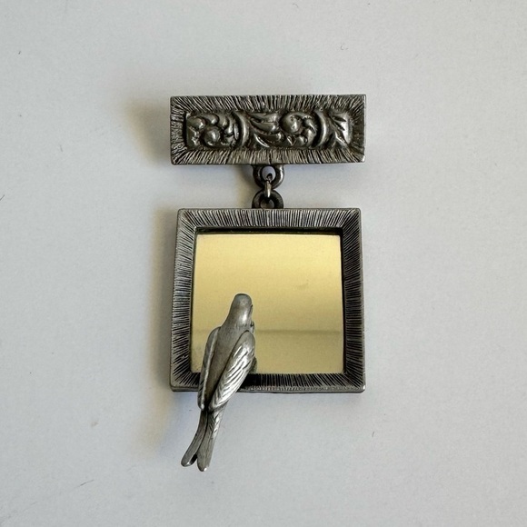 Vintage Bird Mirror Brooch Silver Tone Sparrow Pin Swallow Dove JJ Jonette - Picture 2 of 8